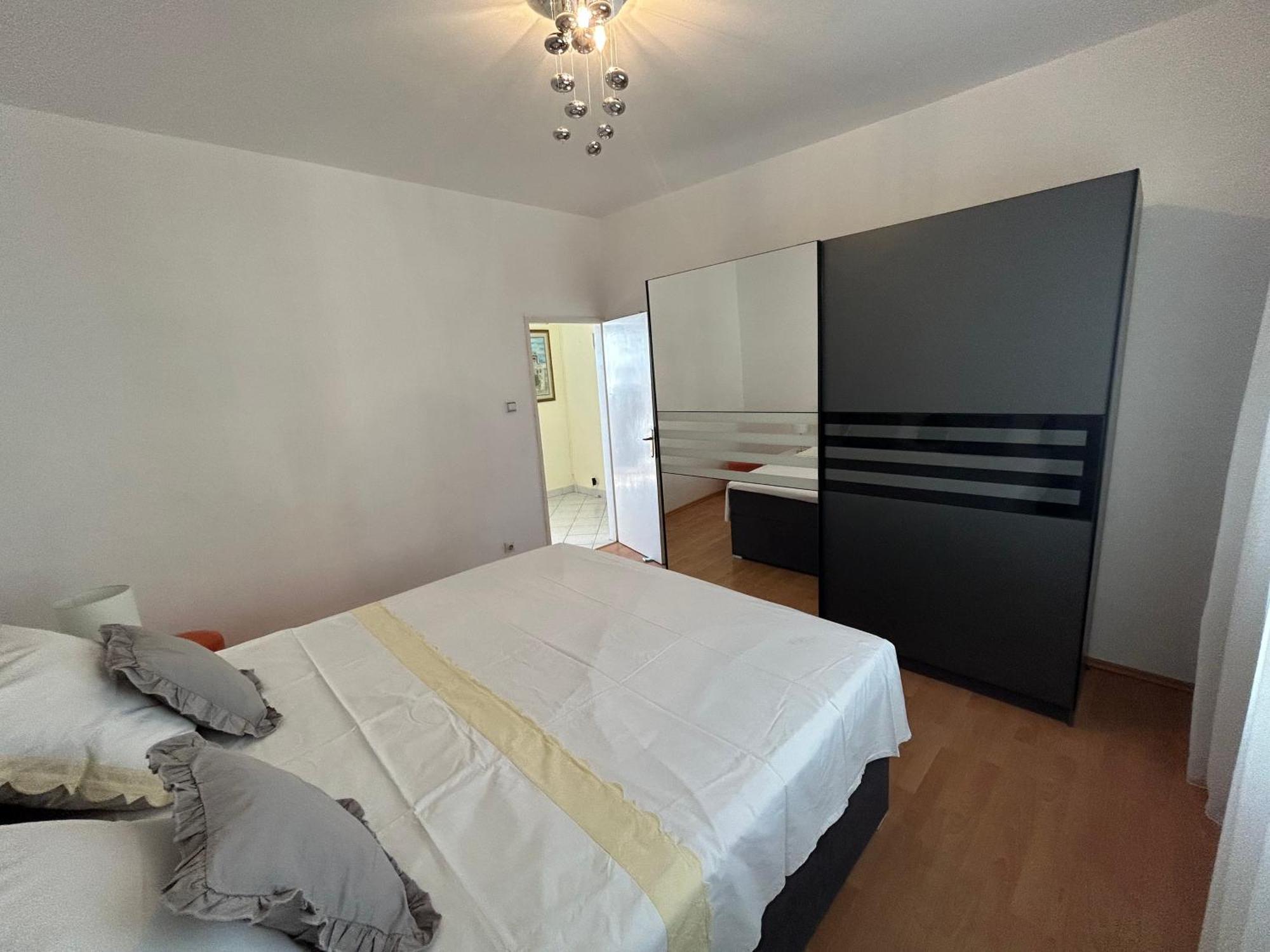 Apartmani Pavlovic Sućuraj Exterior foto