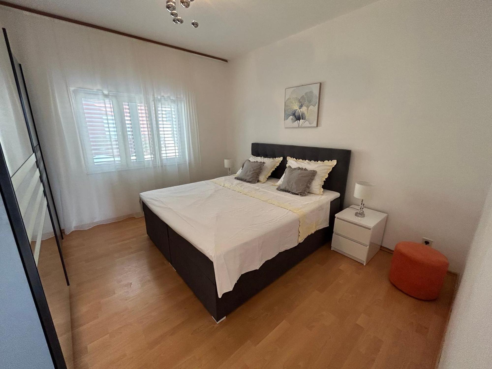 Apartmani Pavlovic Sućuraj Exterior foto
